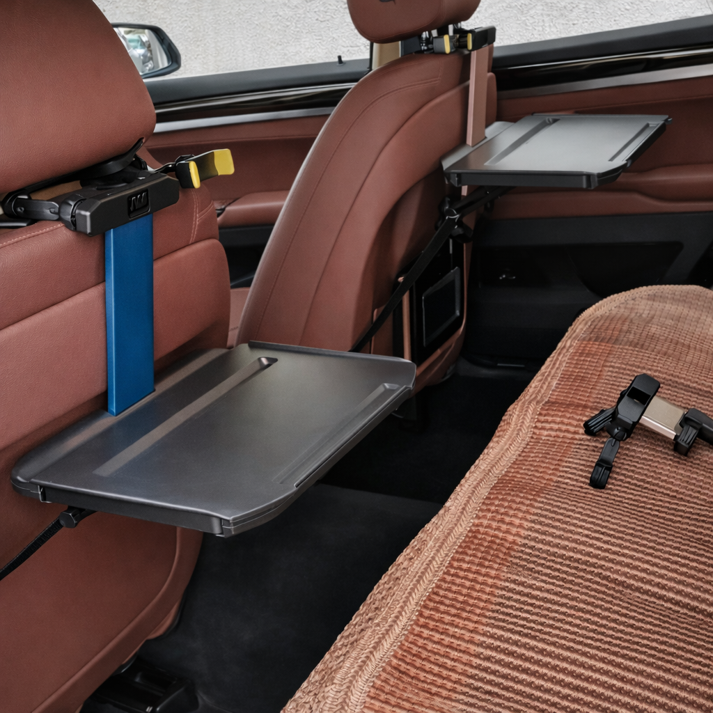 Klapptisch fürs Auto mit Handyhalterung